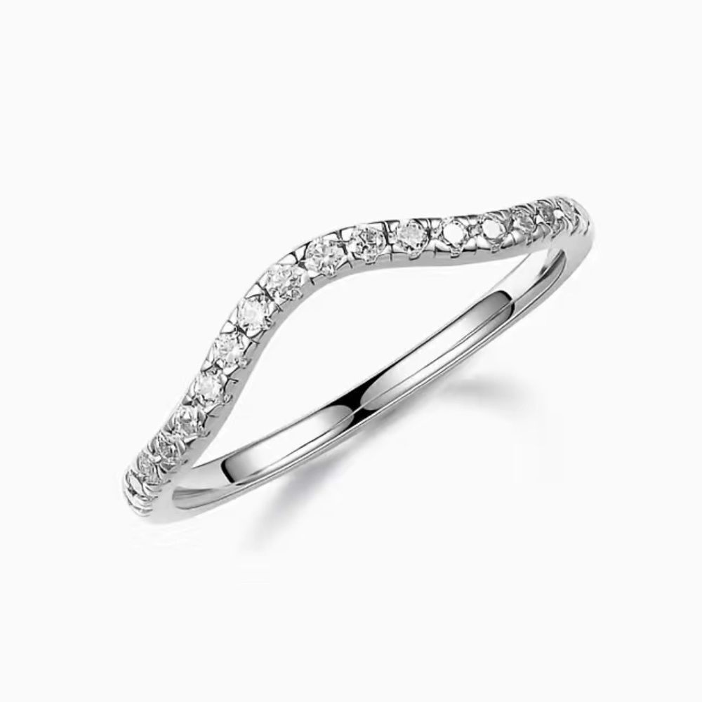 Lab Created Moissanite Diamond Ring. Size 6. D Color. VVS1 Clarity. Size 7